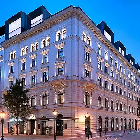 Dorothea Hotel, Budapest, Autograph Collection