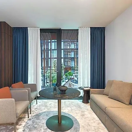Dorothea Hotel, Budapest, Autograph Collection 5*