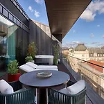 Dorothea Hotel, Budapest, Autograph Collection فندق