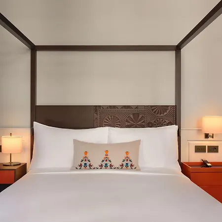 Dorothea Hotel, Budapest, Autograph Collection מלון