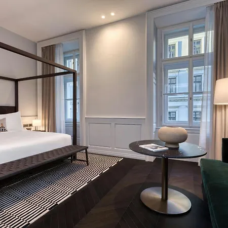 Dorothea Hotel, Budapest, Autograph Collection מלון בודפשט